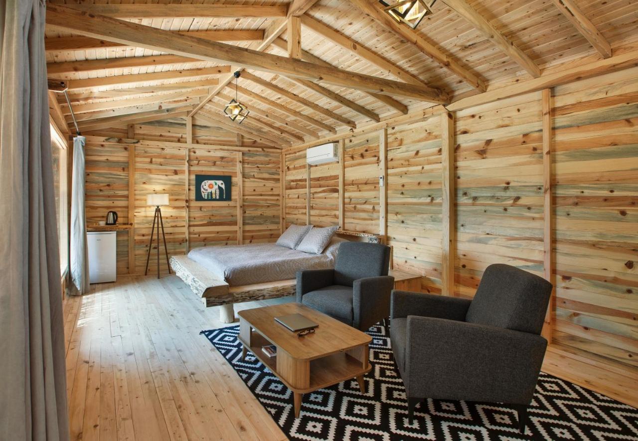 Flavia Hotel Фаралия Екстериор снимка