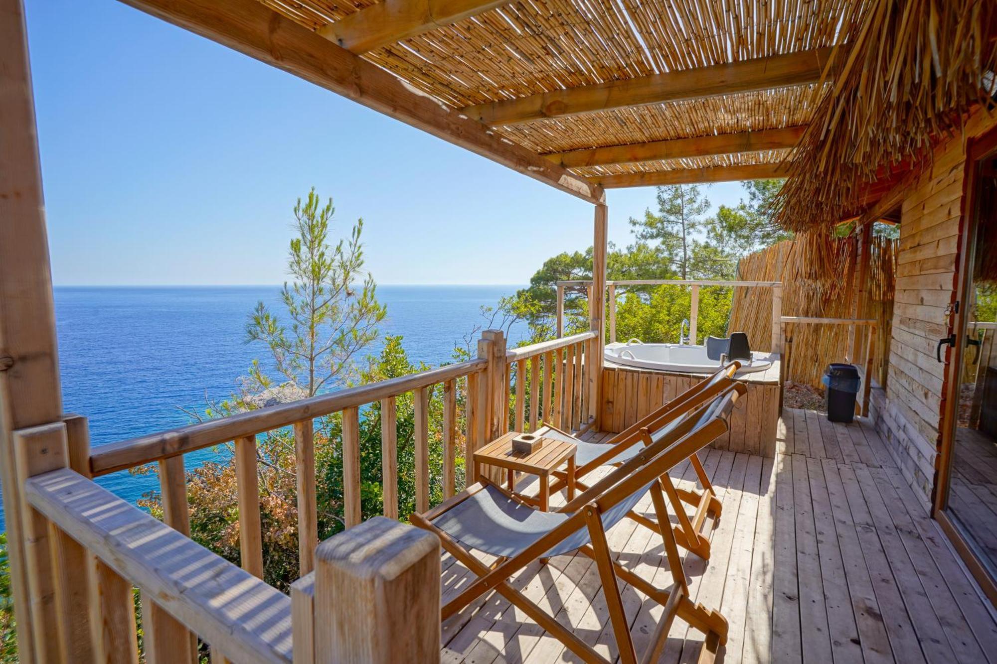 Flavia Hotel Фаралия Екстериор снимка